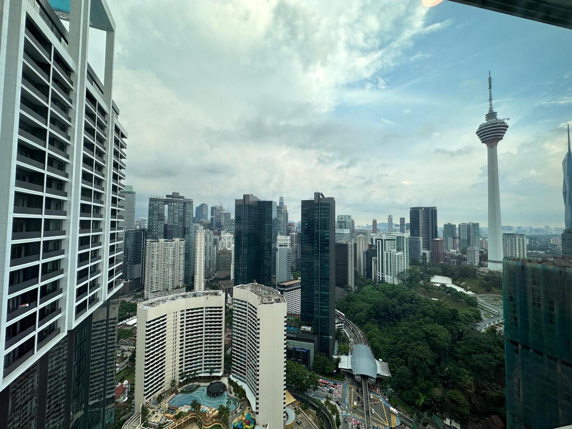 The Platinum Kuala Lumpur By Cozy White Leilighet Eksteriør bilde